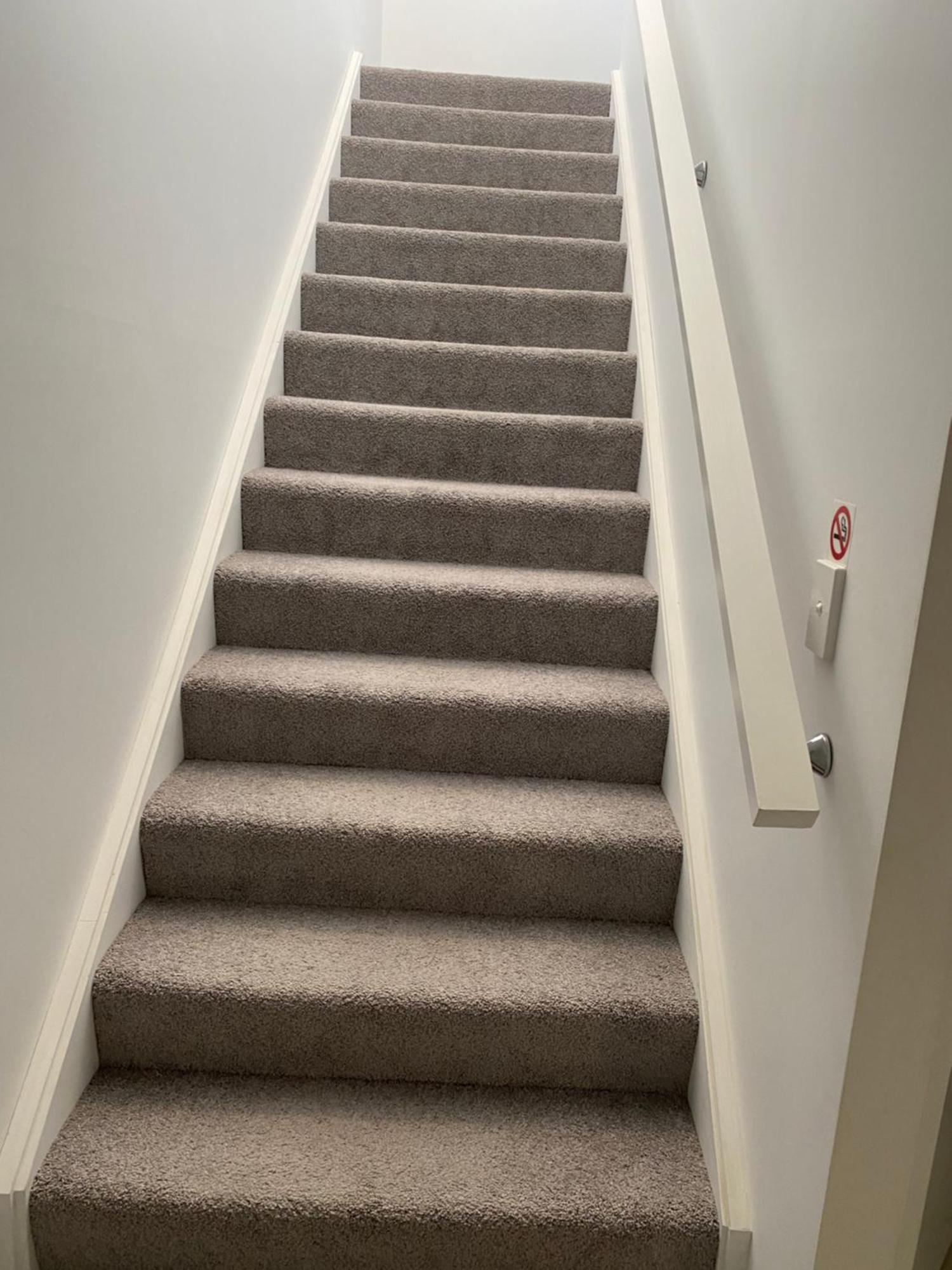 2bd Family Or Couple Upstairs Near Turf Club, Hota In Bundall Guest house